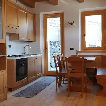 Sunny And Cosy In The Dolomites Appartement